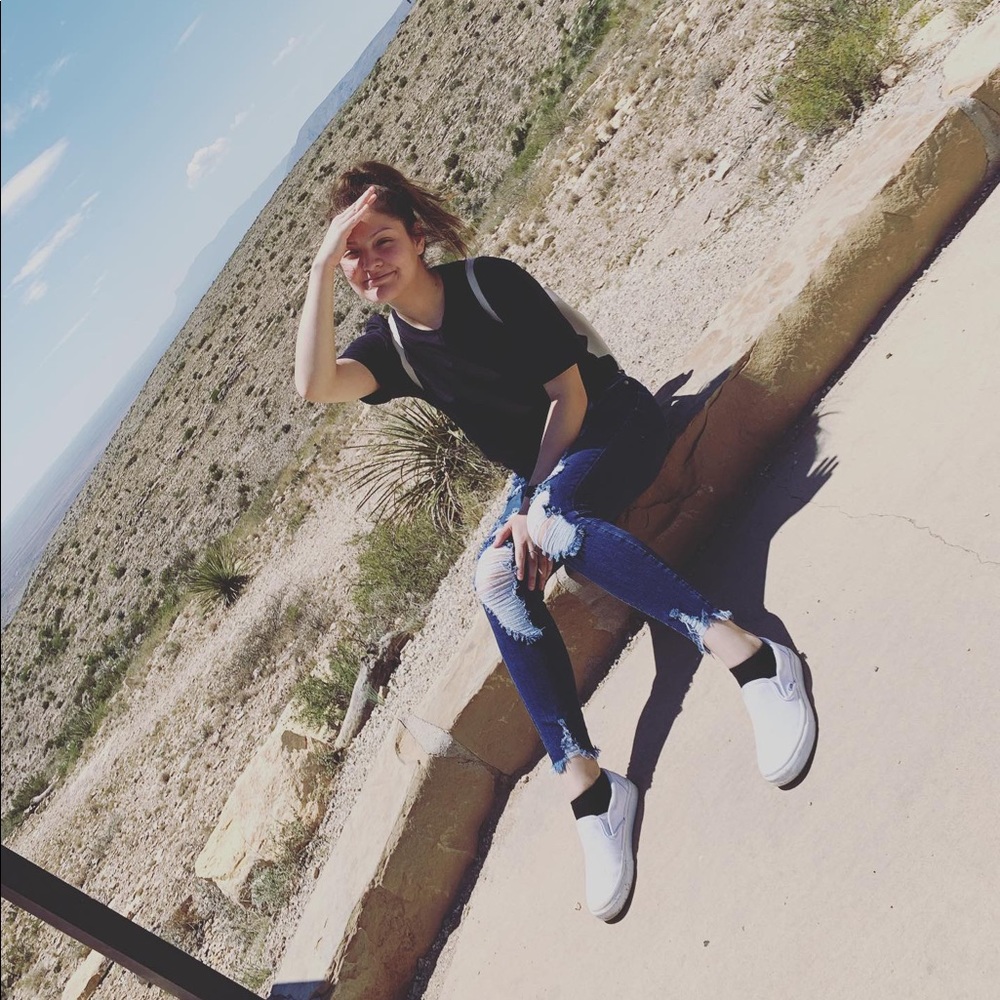 Meet your Posher, Stephanie